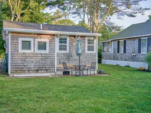 5 Gardonia St, Wareham MA 02571