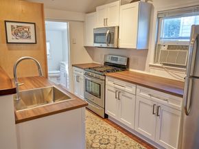 5 Gardonia St, Wareham MA 02571