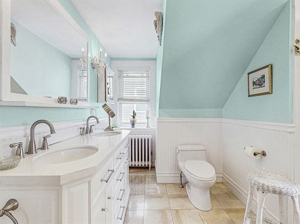 15 Robbins St 15, Waltham MA 02453