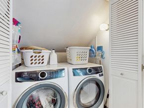 15 Robbins St 15, Waltham MA 02453