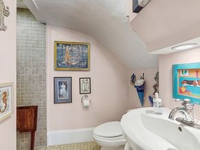 15 Robbins St 15, Waltham MA 02453