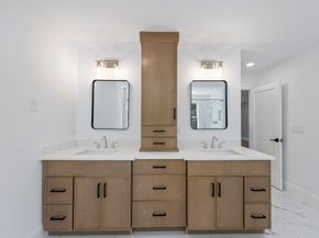 44 Harwood Rd, Natick MA 01760