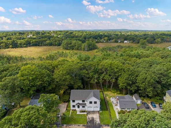 44 Harwood Rd, Natick MA 01760