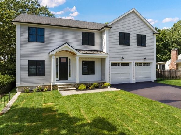 44 Harwood Rd, Natick MA 01760