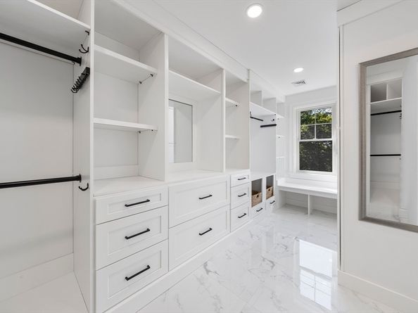 44 Harwood Rd, Natick MA 01760