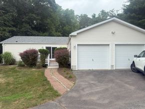 1305 Blueberry Circle, Middleboro MA 02346