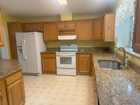 1305 Blueberry Circle, Middleboro MA 02346