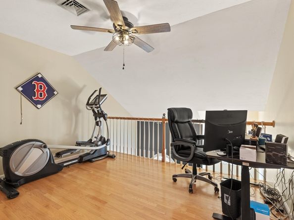 3 Knowlton Cir 3, Upton MA 01568