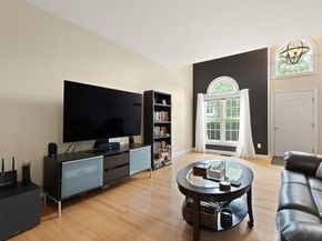 3 Knowlton Cir 3, Upton MA 01568