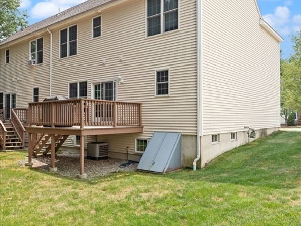 3 Knowlton Cir 3, Upton MA 01568