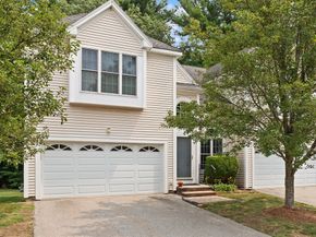 3 Knowlton Cir 3, Upton MA 01568