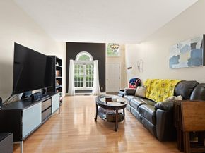 3 Knowlton Cir 3, Upton MA 01568
