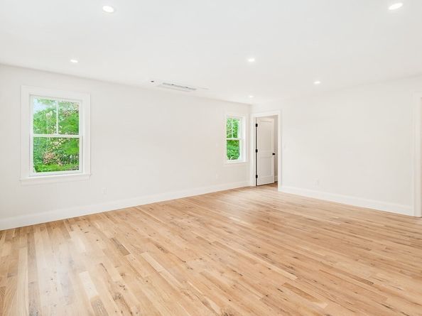 5 Samoset Rd A, Gloucester MA 01930