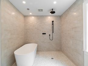 5 Samoset Rd A, Gloucester MA 01930