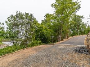 5 Samoset Rd A, Gloucester MA 01930