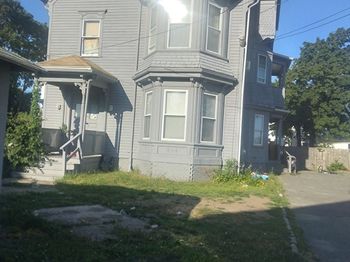 936 Warren Ave