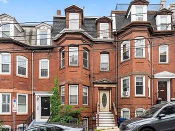 10 Pacific St.