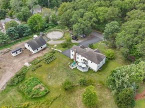 6 Wood St, Upton MA 01568