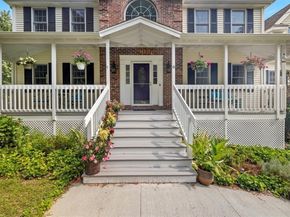 6 Wood St, Upton MA 01568