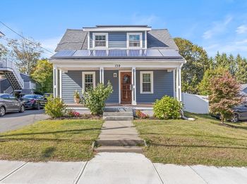 139 Lincoln Street