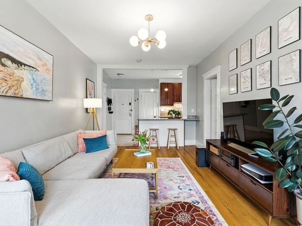 18 Melvin Ave 12, Boston MA 02135