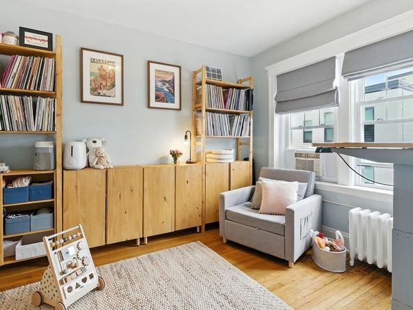 18 Melvin Ave 12, Boston MA 02135