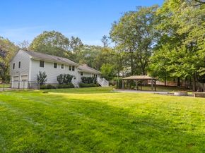 8 Karen Pines St, Dedham MA 02026