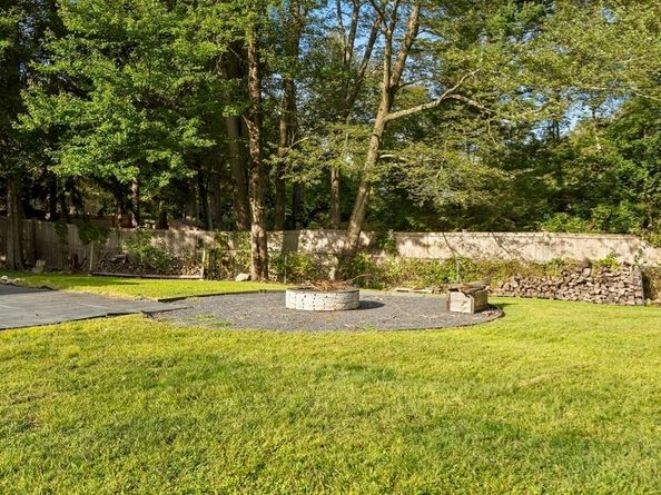 8 Karen Pines St, Dedham MA 02026