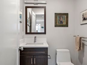 186 Mason Ter 186, Brookline MA 02446
