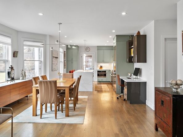 186 Mason Ter 186, Brookline MA 02446