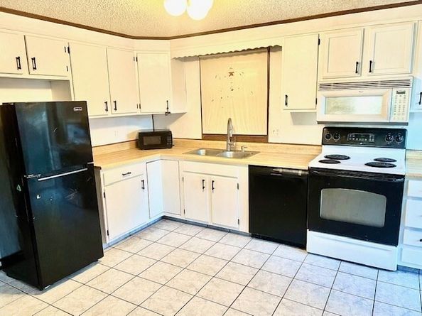 114 Henshaw St., Worcester MA 01603