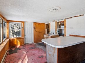 100 High Rd, Newbury MA 01951