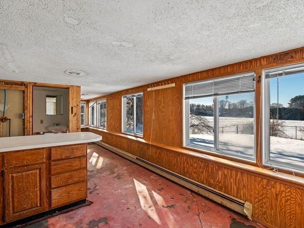 100 High Rd, Newbury MA 01951