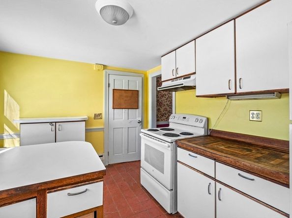 100 High Rd, Newbury MA 01951