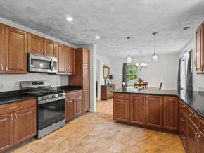 6 Salisbury Road, Wakefield MA 01880