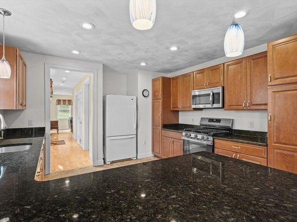 6 Salisbury Road, Wakefield MA 01880