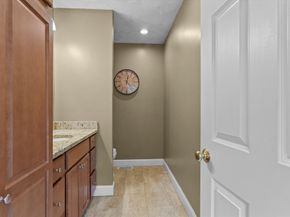 6 Salisbury Road, Wakefield MA 01880