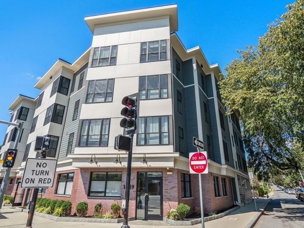 1789 Centre St 301, Boston MA 02132