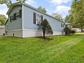 27 Tyler Street, Brookfield MA 01506