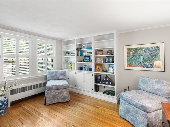 4 Oakland Cir, Winchester MA 01890