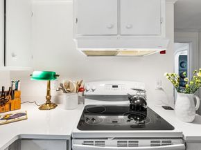 4 Oakland Cir, Winchester MA 01890