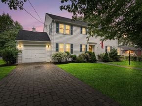 4 Oakland Cir, Winchester MA 01890