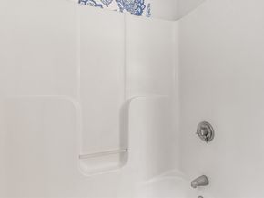 4 Oakland Cir, Winchester MA 01890