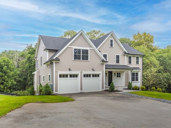 94 Woodland St, Natick MA 01760