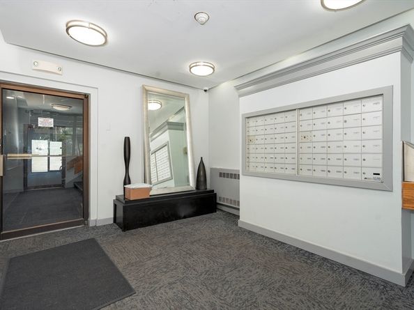 185 Quincy Shore Dr 28, Quincy MA 02171