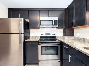 185 Quincy Shore Dr 28, Quincy MA 02171