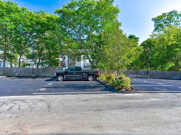 185 Quincy Shore Dr 28, Quincy MA 02171
