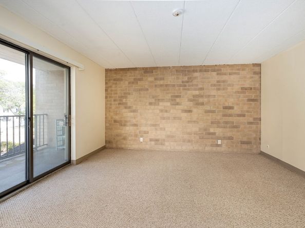 185 Quincy Shore Dr 28, Quincy MA 02171