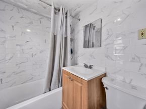 11 Murphy Ct, Newton MA 02458