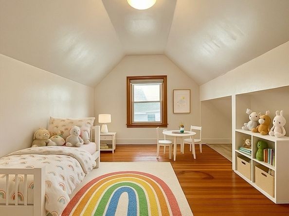 11 Murphy Ct, Newton MA 02458